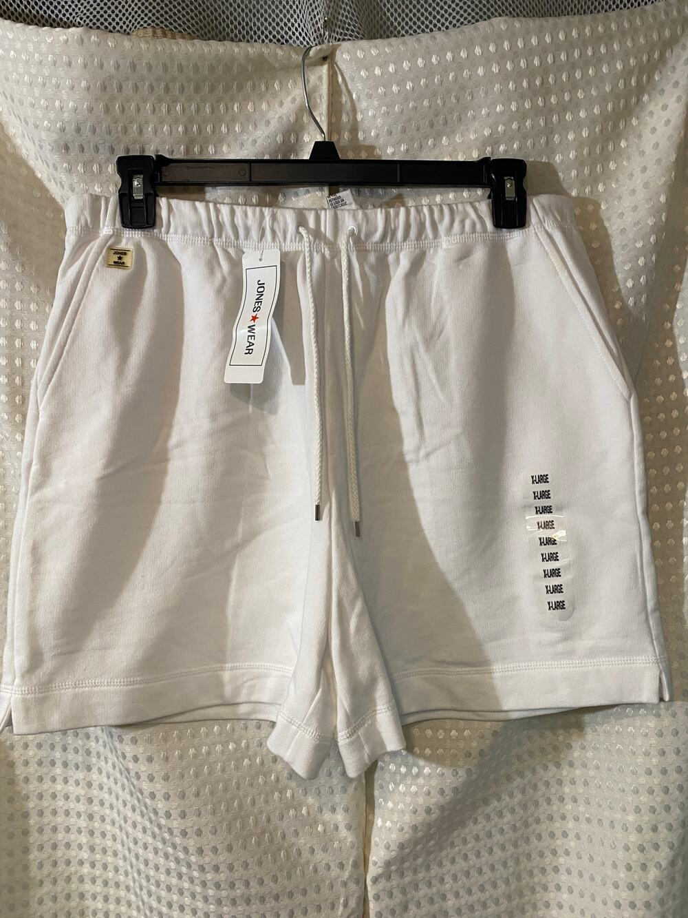 NWT Jones Wear White French Terry Pull-On Shorts Size XL